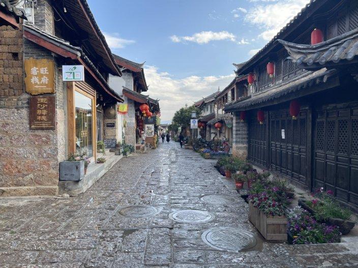 逃出郊外露营地